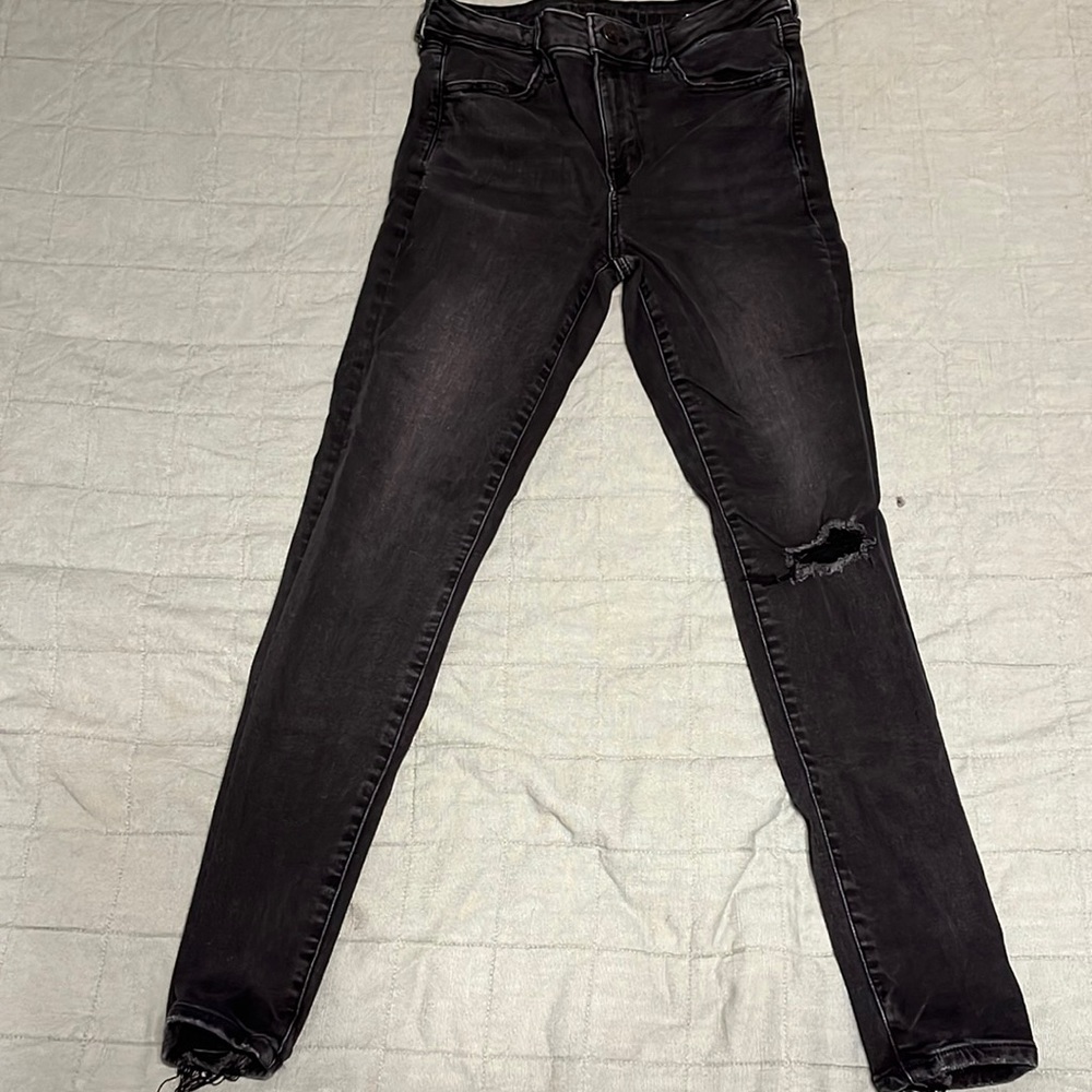 American Eagle Black Distressed Jeggings